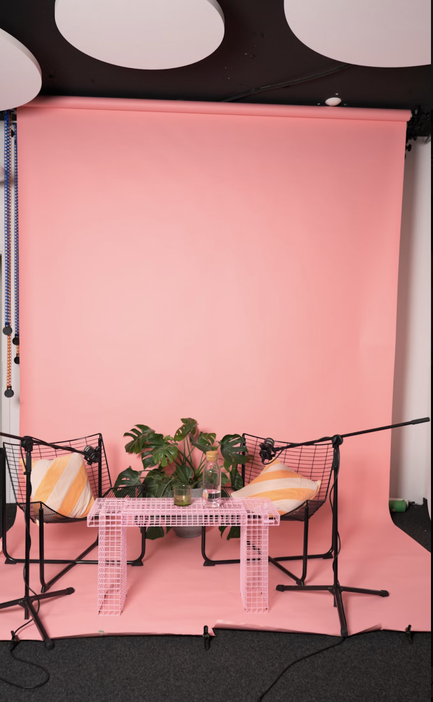 Versatile Photo, Video & Podcast Studio – Fully Equipped - Raum mieten in Zürich